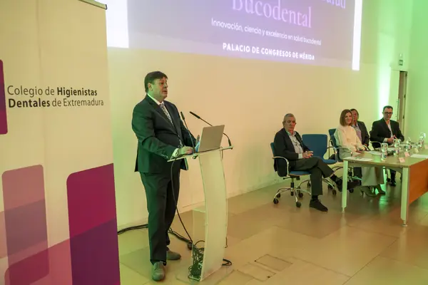 V Congreso Salud Bucodental, Mérida — foto 51